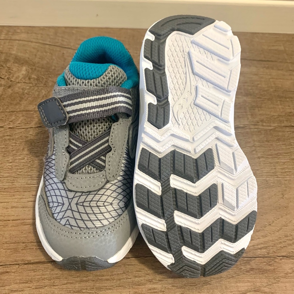 NWOT Saucony Toddler Shoes